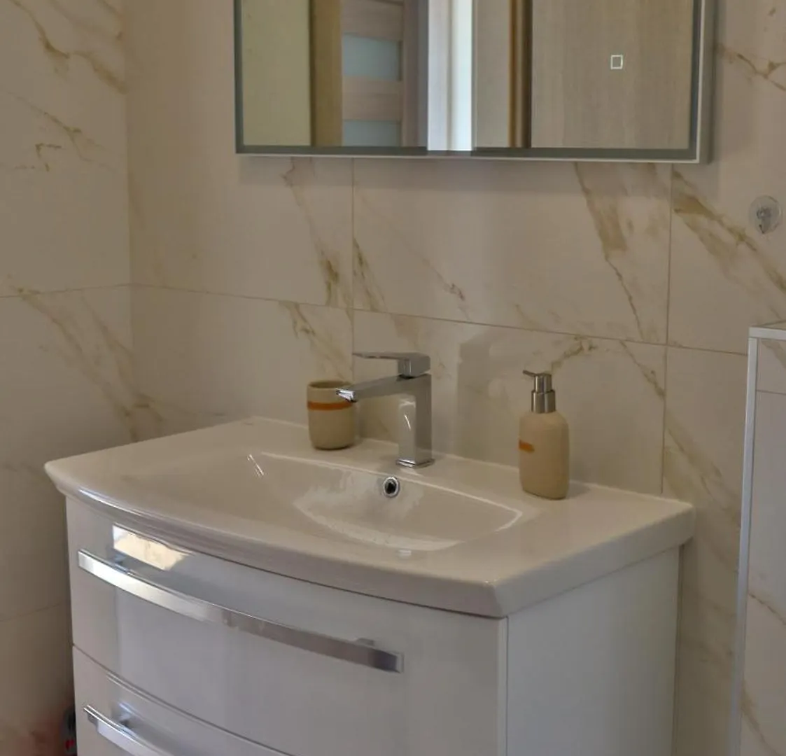 Apartment Tome Vrh