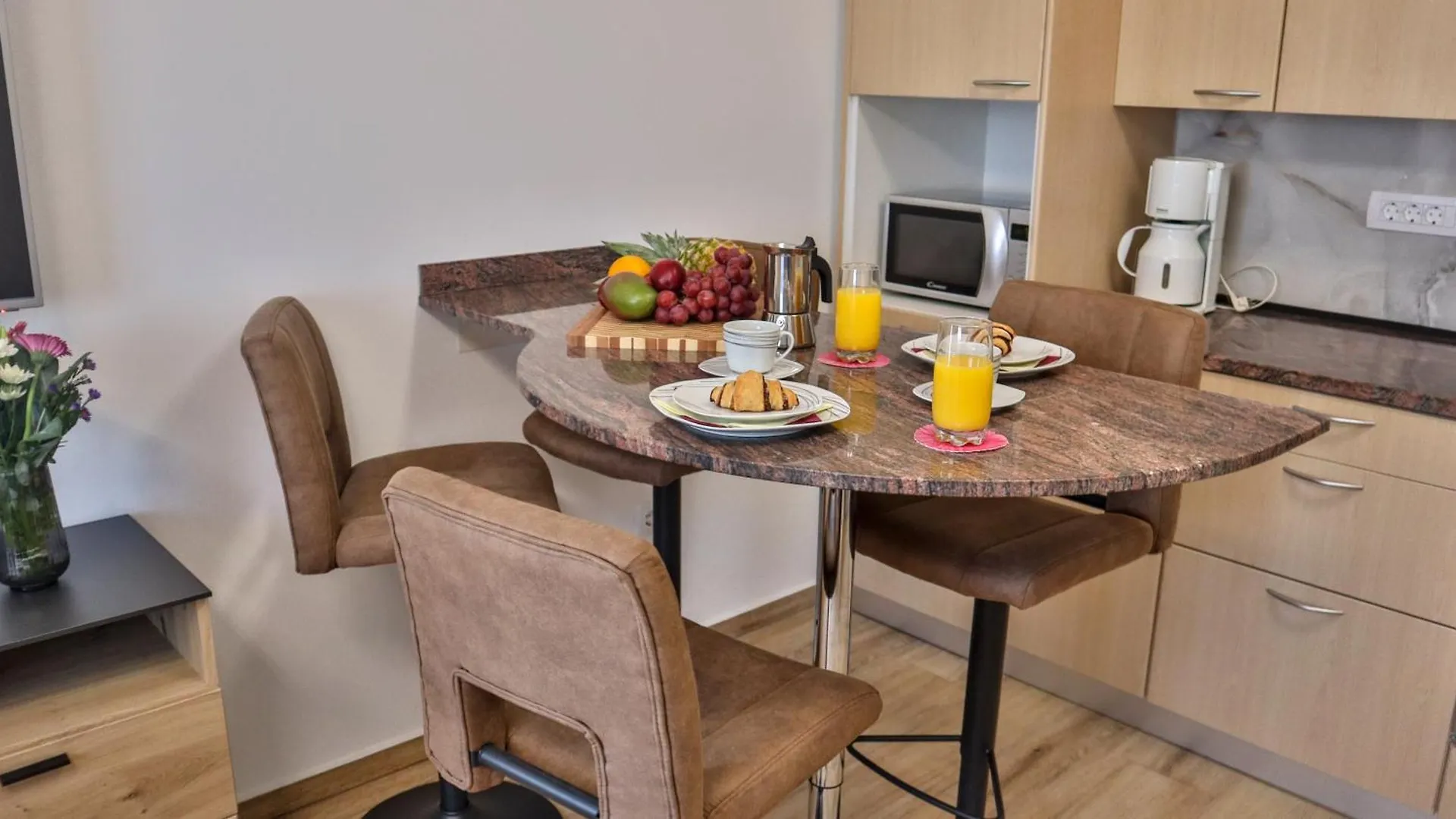 Apartment Tome Vrh